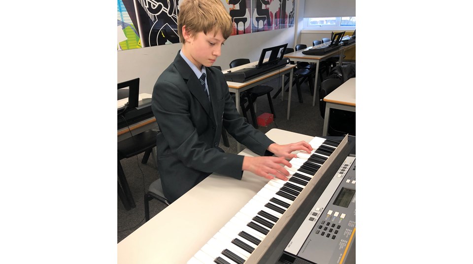 Mason Y8 Image website